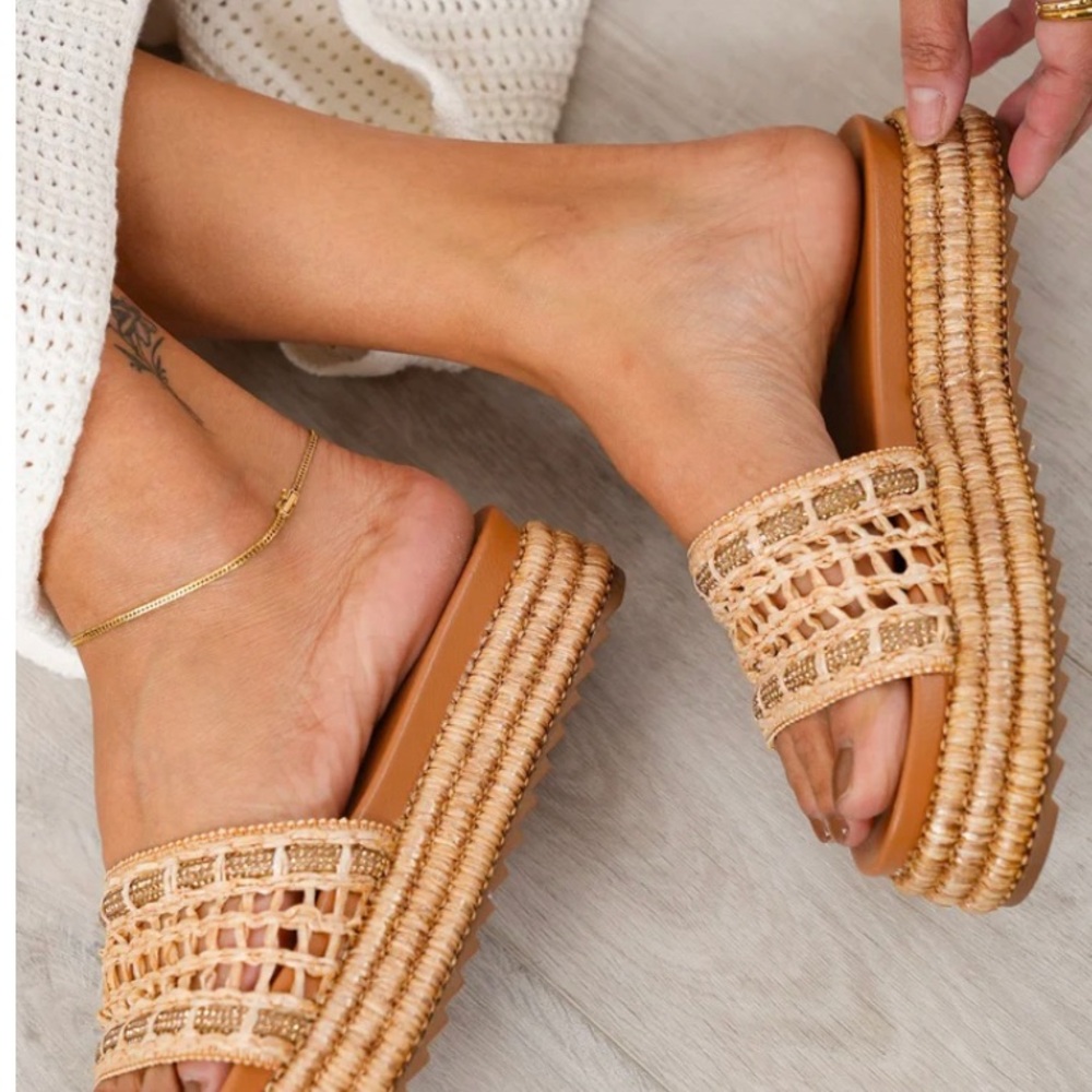 *NEW* Corky’s Raffia Hangover Sandals Size 8 - Picture 3 of 3